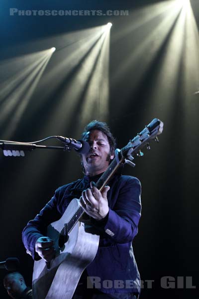 GAZ COOMBES - 2013-07-09 - PARIS - Cite de la Musique - Gareth Michael Coombes